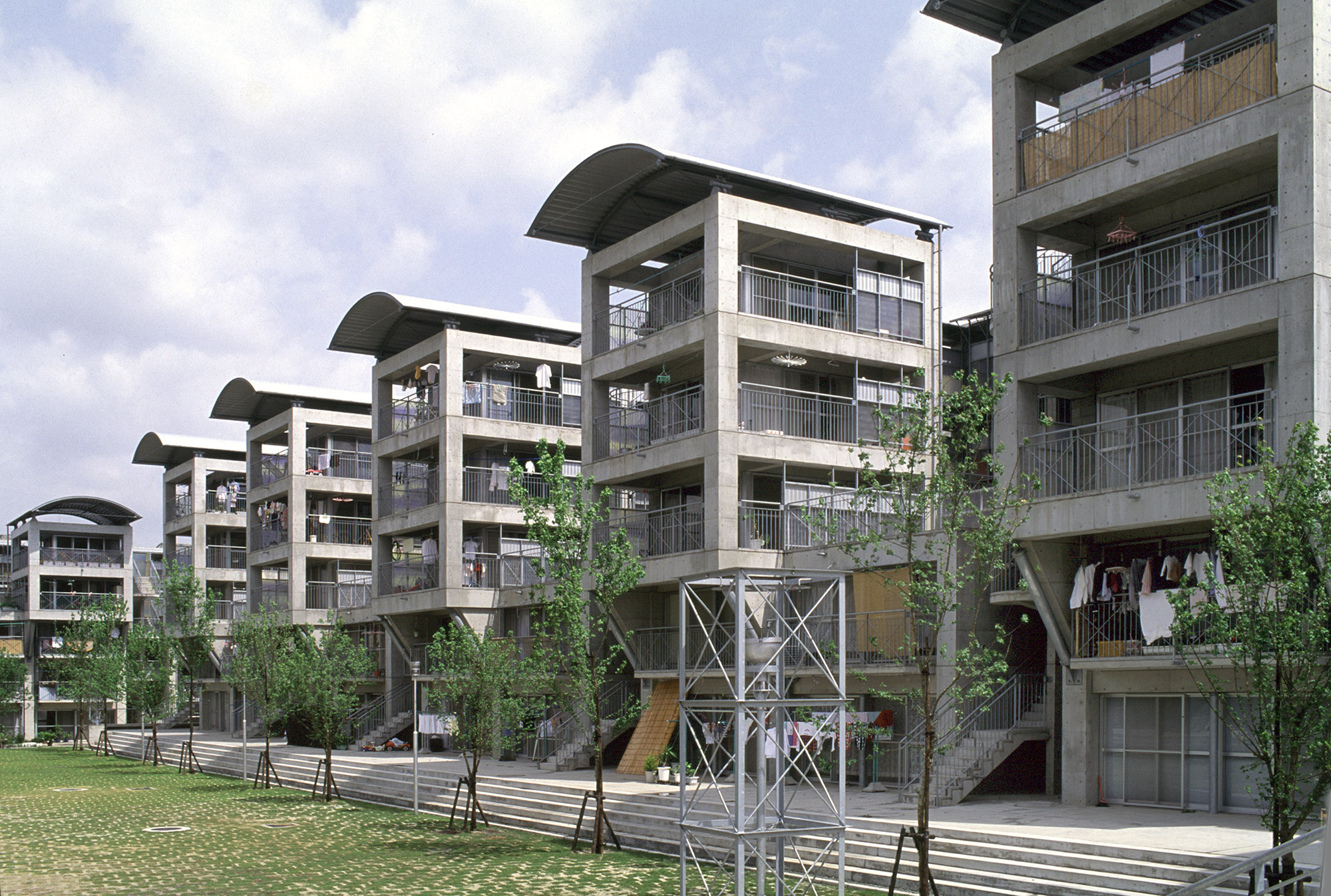 The Hotakubo Housing Complex by Riken Yamamoto