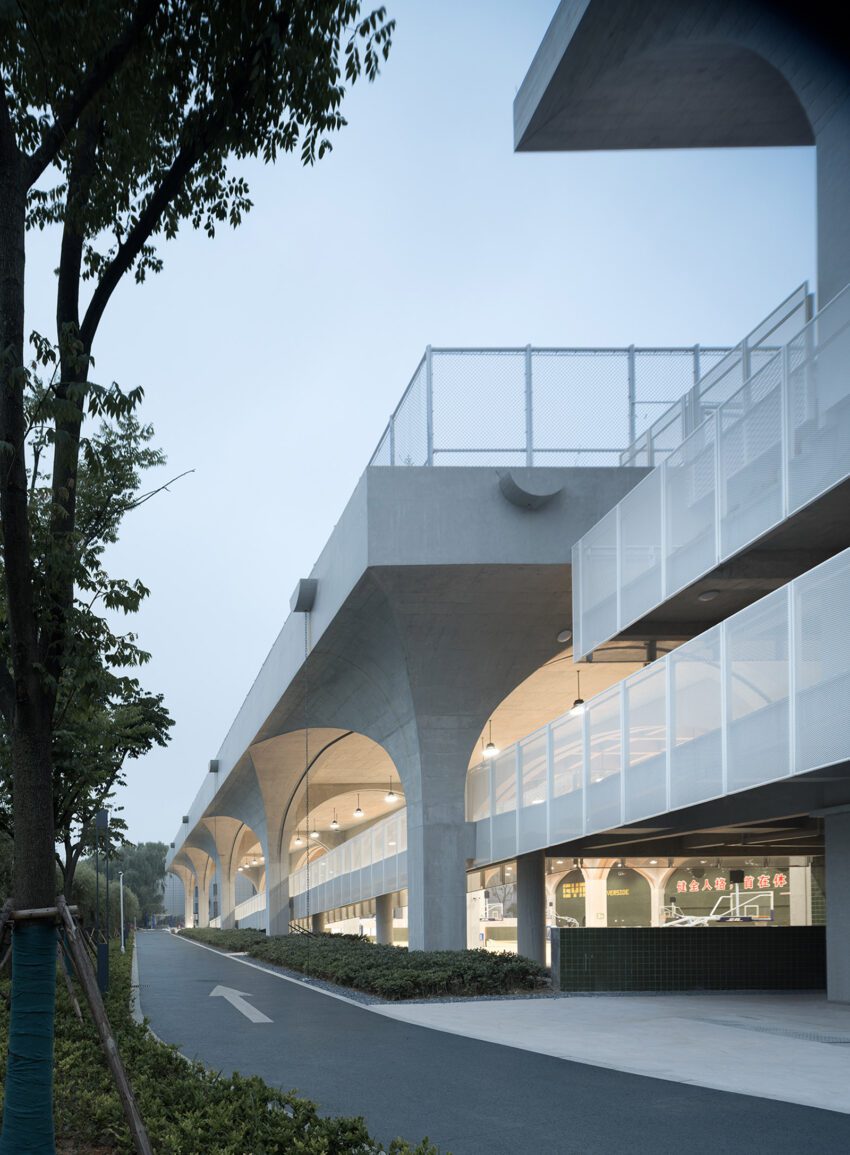 The Hexi Indoor Sports Field of Shaoxing University by UAD Architects