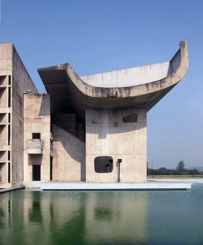Palace of the Assembly in Chandigarh by Le Corbusier Cemal