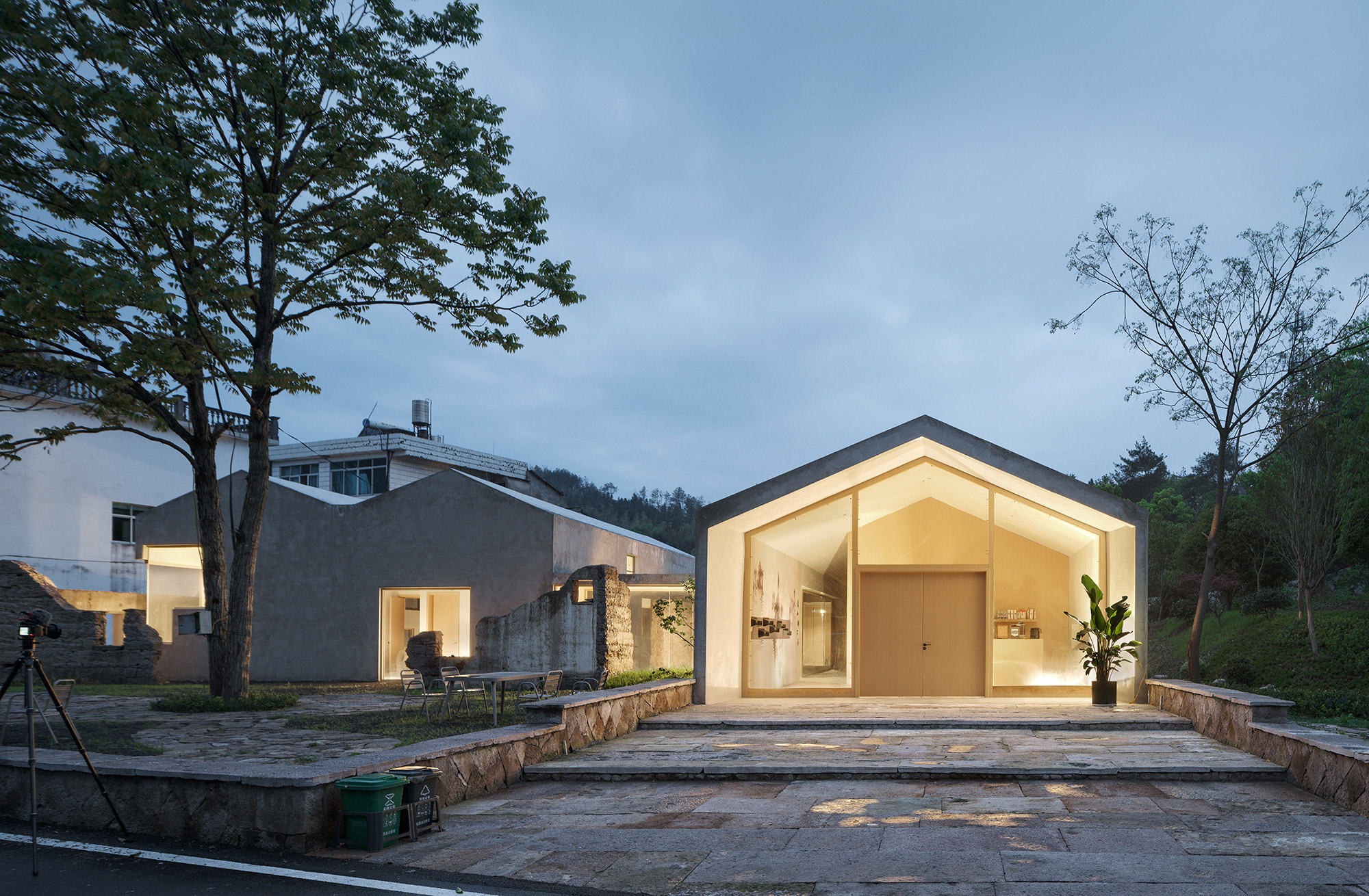 Villagers’ Home in Wanghu Village by UAD: Revitalizing Rural Spaces with Natural Prototypes