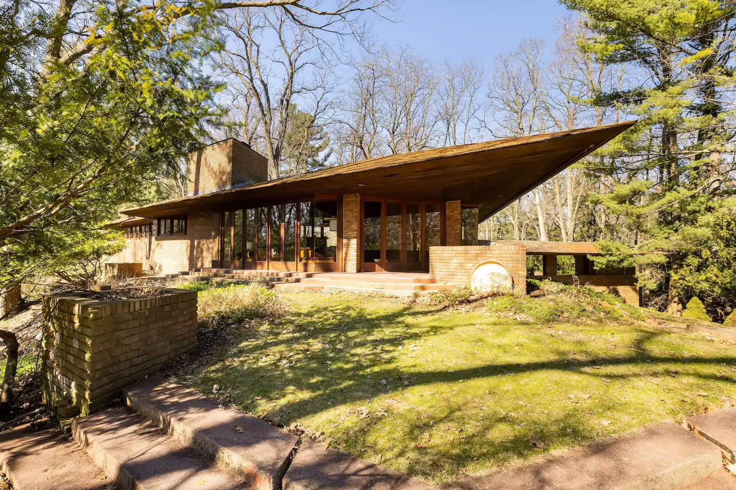 The Palmer House by Frank Lloyd Wright